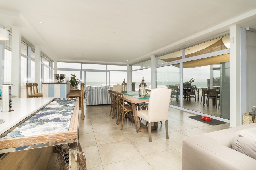 4 Bedroom Property for Sale in Yzerfontein Western Cape